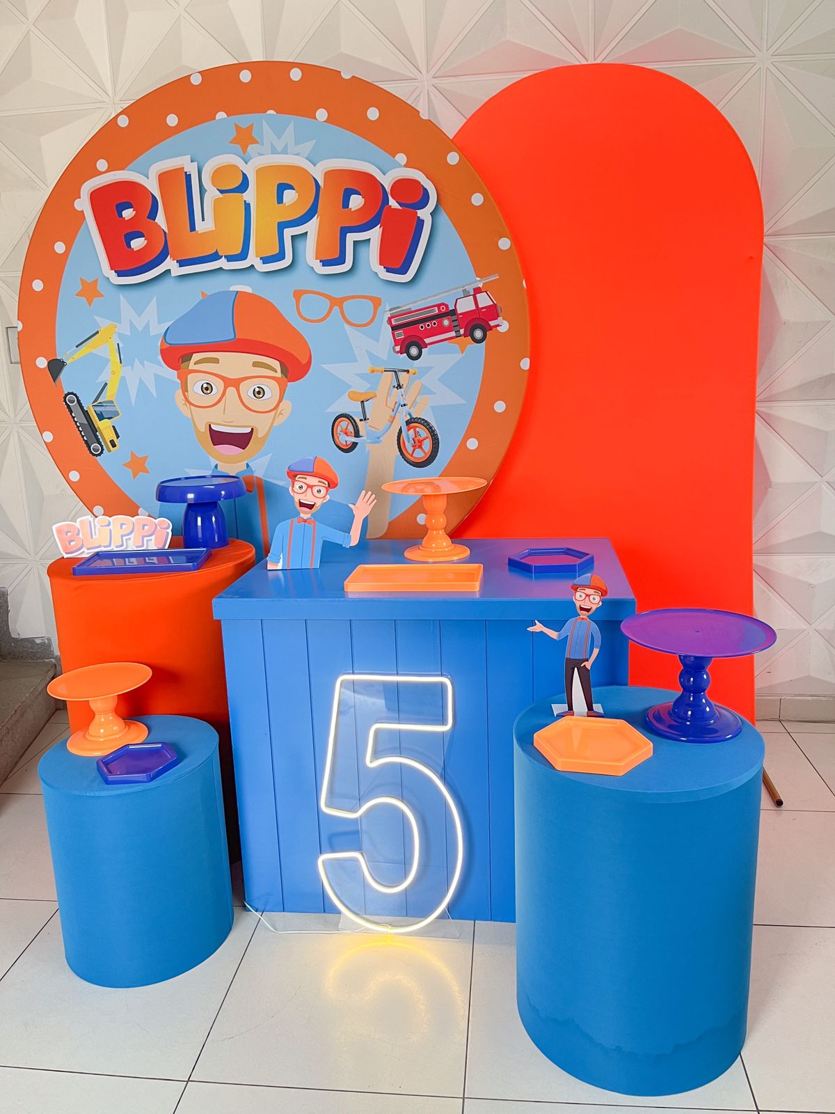 Blippi Kit Luxo Led