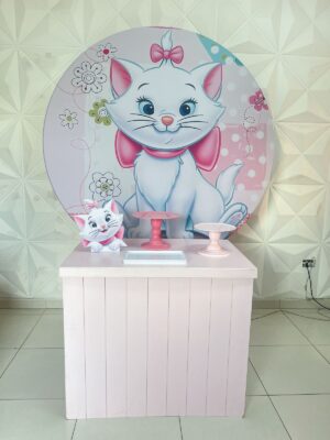 Gatinha Marie Cômoda