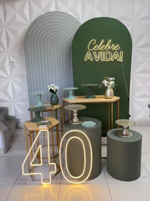 Verde e Dourado Celebre a Vida Luxo